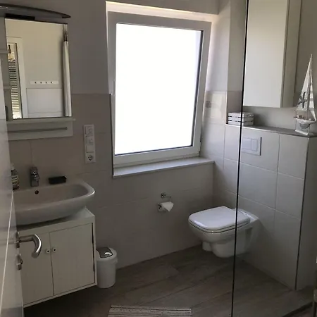 Strandhaus-seeschwalbe * Fehmarnsund